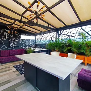 Hotel Art District, Medellín