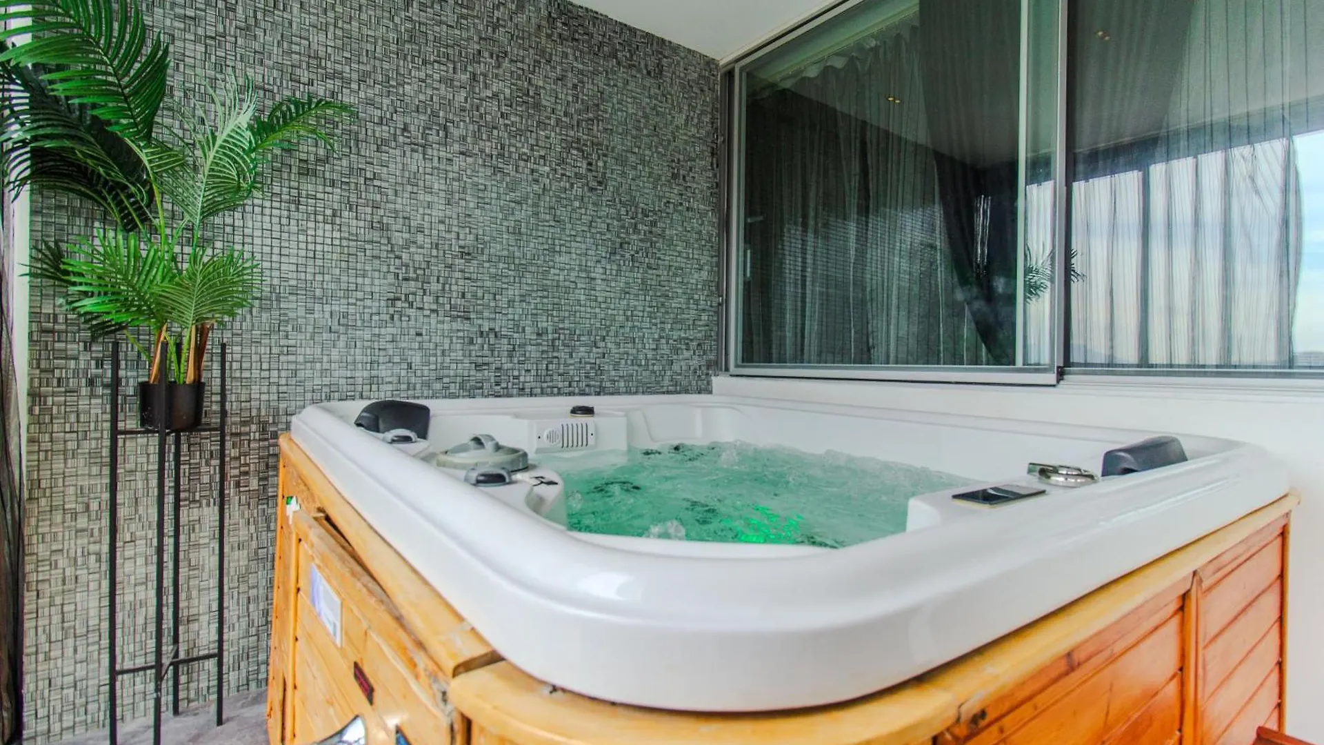מדיין Haven A Design Hotel