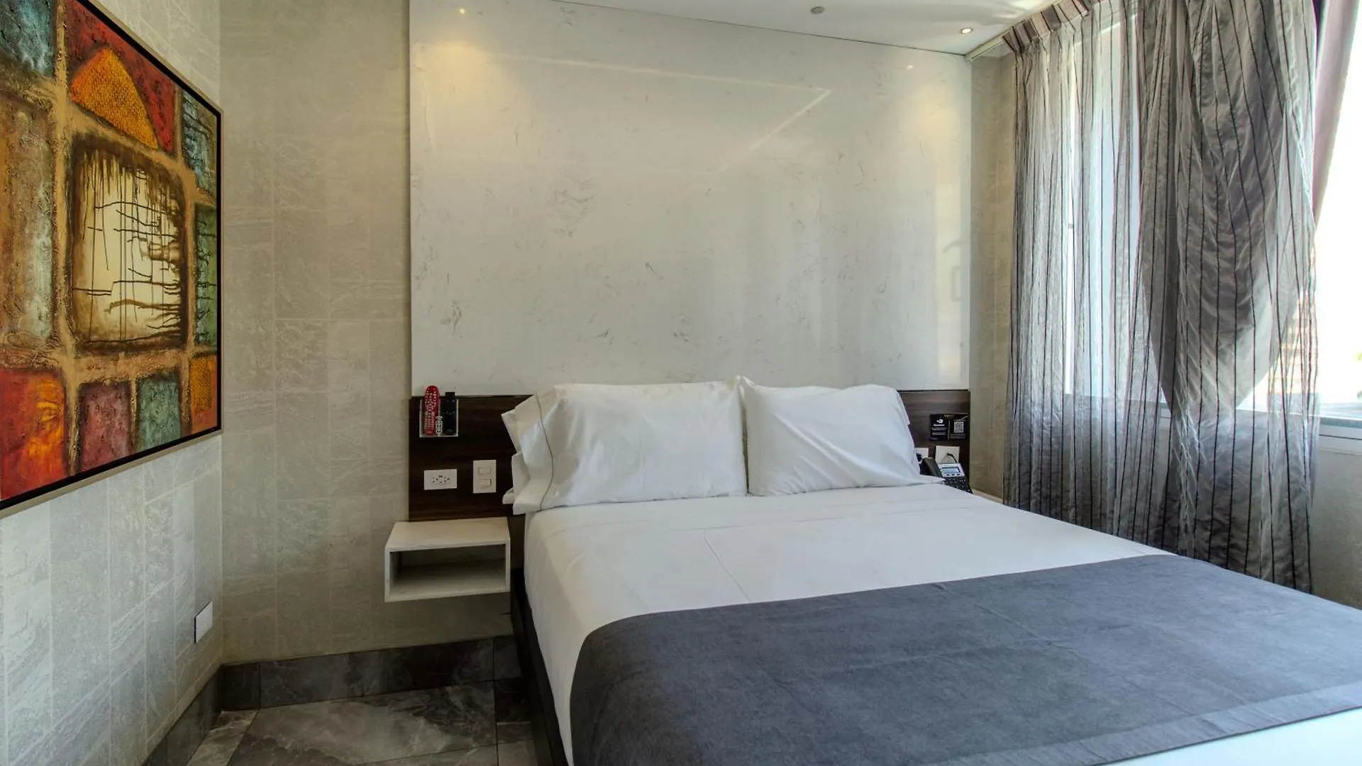 Haven A Design Hotel Medellín 4*,